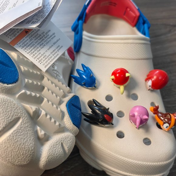 Custom Sonic Meme Clog Shoes- DIY modification based on Crocs main image 9